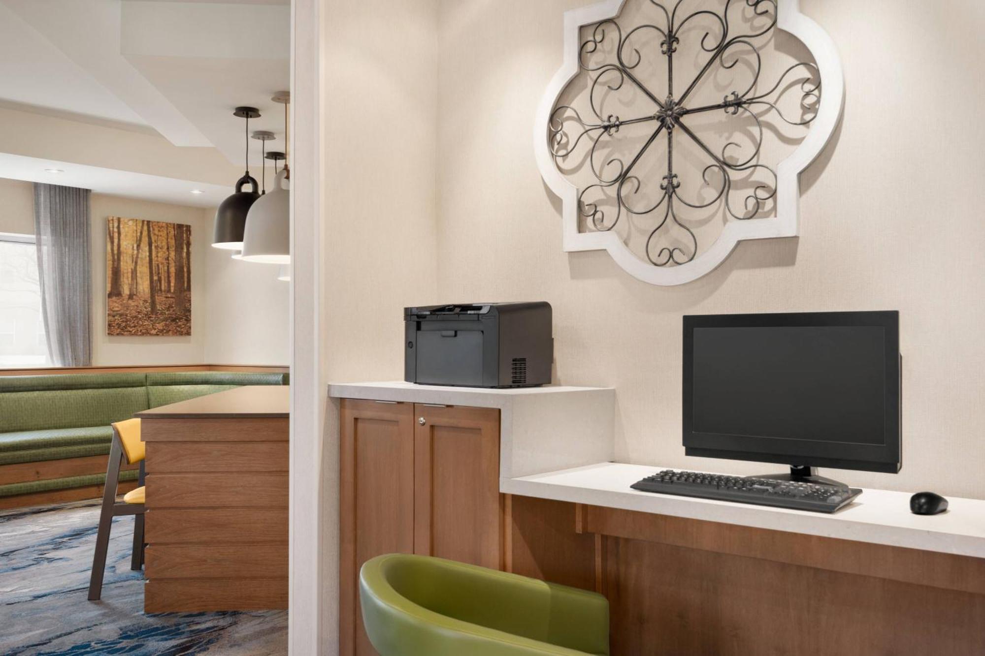 Fairfield Millcreek Mall 3* Kearsarge