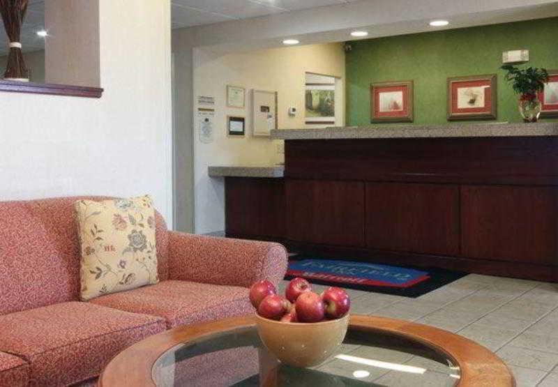 Fairfield Millcreek Mall Hotel 3*